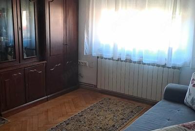 Casă cu 4 camere cu Teren 2887 Mp în Central