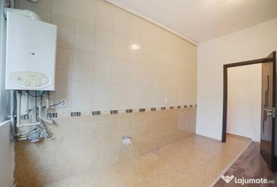 Apartament cu 2 camere semidecomandat în Ferentari