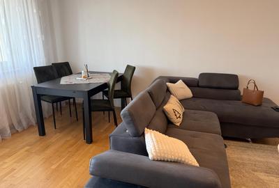 Apartament cu 3 camere decomandat, mobilat în Barbu Văcărescu