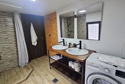 Casă cu 4 camere cu Teren 965 Mp în Vale