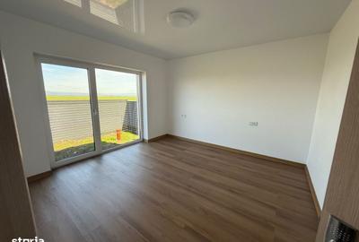 Casă cu 4 camere în Purcăreni - 5