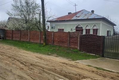 Casă cu 3 camere cu Teren 15 Mp în Gighera - 3