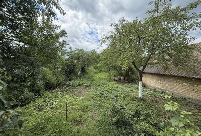 Casă cu 4 camere cu Teren 470 Mp în Podeni - 1