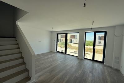 Casă cu 4 camere cu Teren 68 Mp în Ștefăneștii de Jos - 9