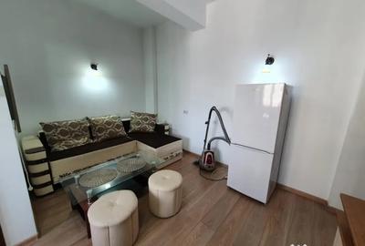 Apartament cu 2 camere semidecomandat în Universitate - 1