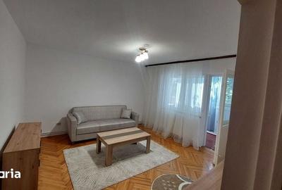 Apartament cu 3 camere decomandat în Micro 5 - 4