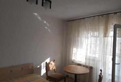 Garsonieră semidecomandată în Calea București