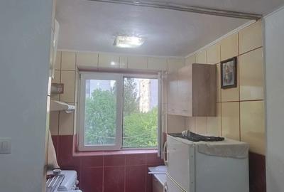 Garsonieră semidecomandată în Rahova