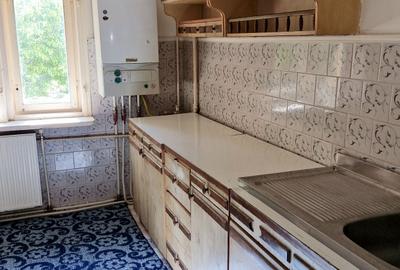 Apartament cu 3 camere decomandat în Central - 2