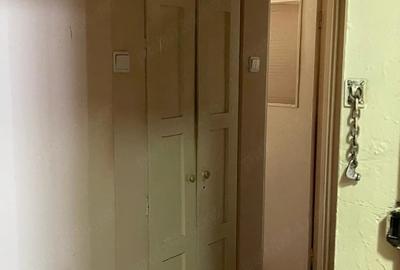 Apartament cu 3 camere semidecomandat în Central - 2