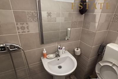 Garsonieră decomandată în Central