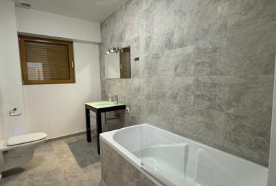 Apartament cu 5 camere semidecomandat în Primăverii - 19