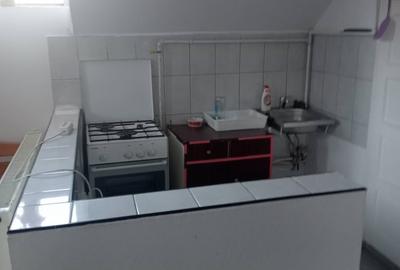 Garsonieră decomandată în Europa - 4