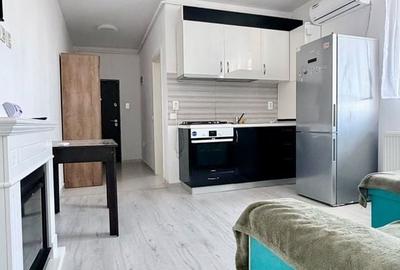 Apartament cu 2 camere semidecomandat în Roșu