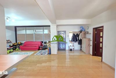 Apartament cu 3 camere decomandat în Republicii - 2