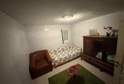 Casă cu 2 camere în Central