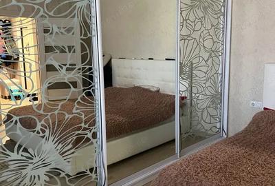 Apartament cu 2 camere decomandat în Berceni