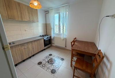 Apartament cu 2 camere decomandat în Titan - 2