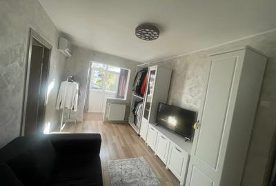 Apartament cu 2 camere semidecomandat, mobilat în Craiovița Nouă