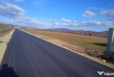 Teren de 2000 mp, în Central