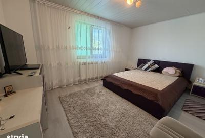 Casă cu 5 camere cu Teren 1175 Mp în Central