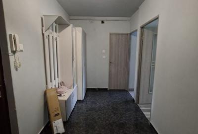 Apartament cu 2 camere în Traian - 2