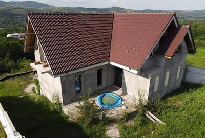 Casă cu 4 camere în Măgura - 1