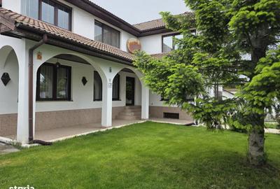 Casă cu 4 camere în Central