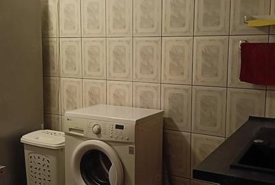 Apartament cu 3 camere decomandat în Faleza Nord