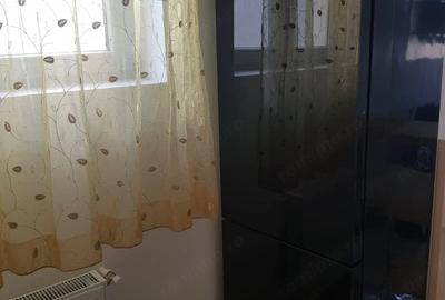 Apartament cu 2 camere decomandat în Parcul Carol