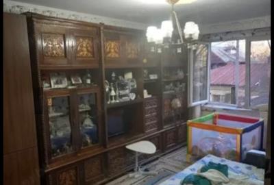 Apartament cu 3 camere în Lujerului