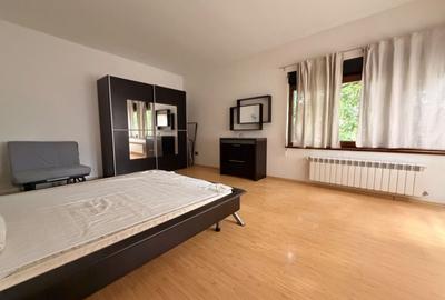 Apartament cu 2 camere decomandat, mobilat în Polonă - 7
