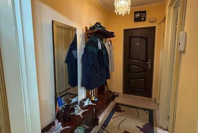 Apartament cu 2 camere semidecomandat în Hipodrom