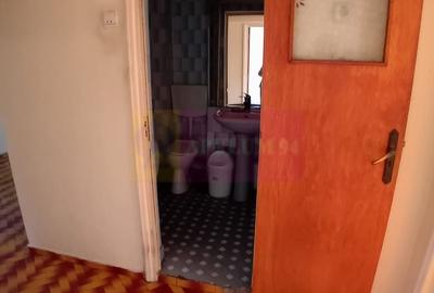 Apartament cu 4 camere decomandat în Libertății - 2