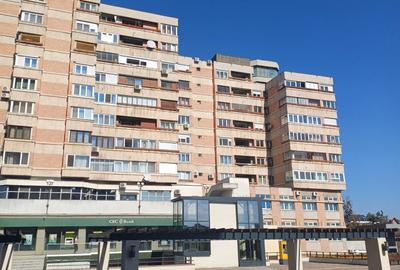 Garsonieră decomandată în Central - 8