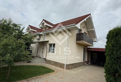 Duplex cu 3 camere cu Canalizare în Sud - 1