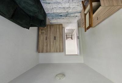 Apartament cu 2 camere semidecomandat în Aleea Carpați
