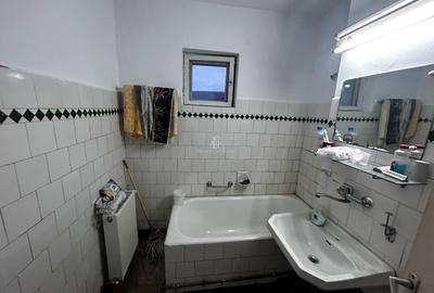 Apartament cu 4 camere decomandat, mobilat în Central - 7