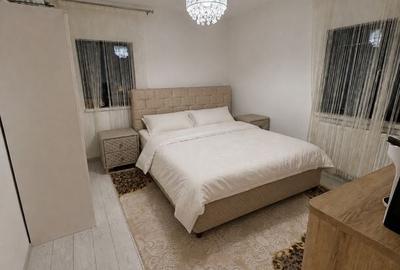 Casă cu 4 camere cu Teren 100 Mp în Bucium