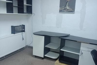 Spațiu comercial, de 12 mp, în Central