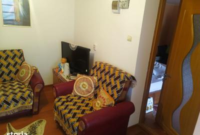 Casă cu 3 camere cu Teren 800 Mp în Călinești