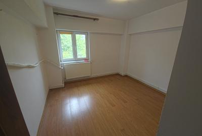 Apartament cu 2 camere decomandat în Tomis II - 10