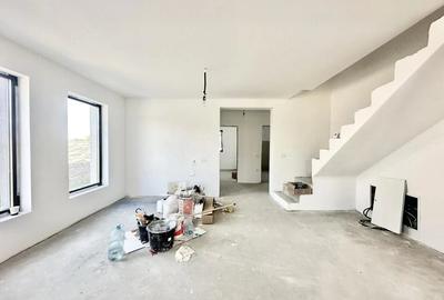 Casă cu 4 camere cu Teren 310 Mp în Bazoș
