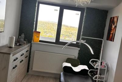 Apartament cu 3 camere decomandat în Ostroveni