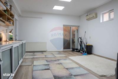 Casă cu 4 camere cu Teren 950 Mp în Roșu - 3