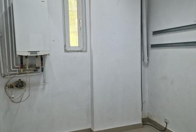 Spațiu comercial, de 190 mp, în Tei