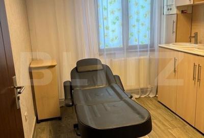 Apartament cu 2 camere semidecomandat în 7 Noiembrie
