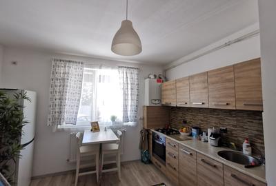 Apartament cu 2 camere decomandat în Central - 3