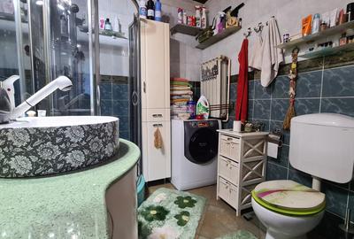 Casă cu 5 camere cu Canalizare în Central - 13