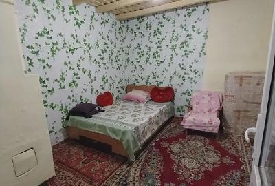 Casă cu 4 camere cu Teren 400 Mp în Giurgiului - 1